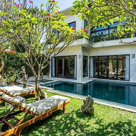 Anedda Merta Sari Villa Sanur Exterior foto